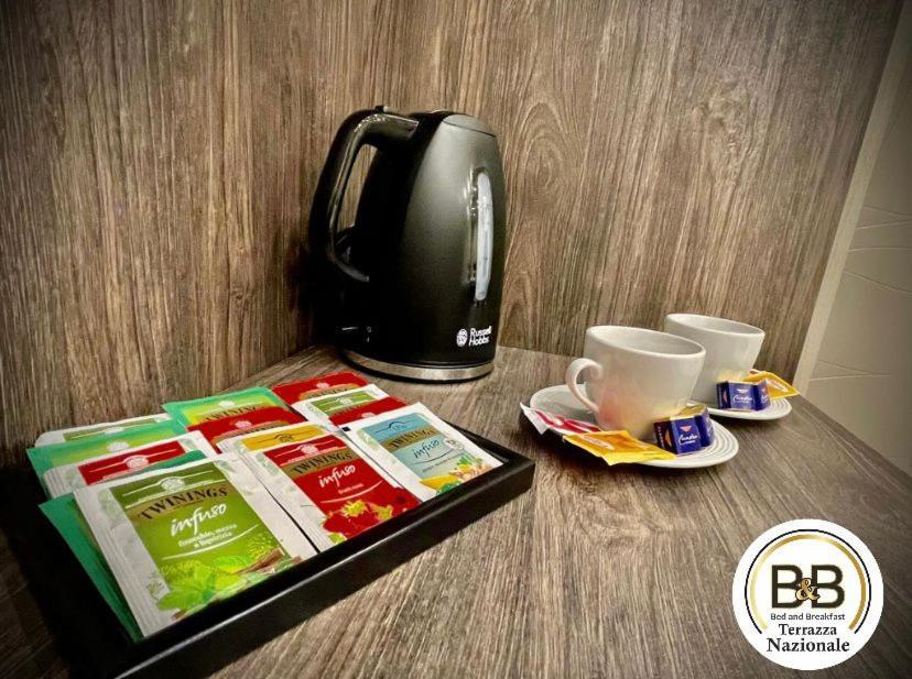 B&B Terrazza Nazionale Наполи Екстериор снимка