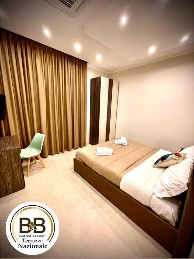 B&B Terrazza Nazionale Наполи Екстериор снимка