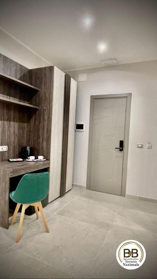 B&B Terrazza Nazionale Наполи Екстериор снимка