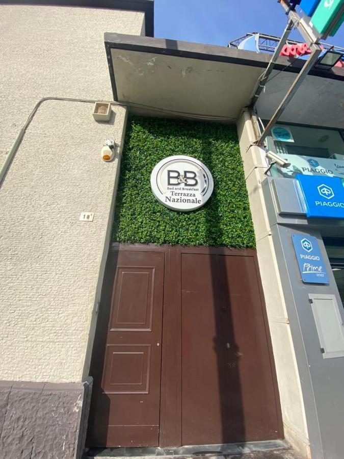 B&B Terrazza Nazionale Наполи Екстериор снимка