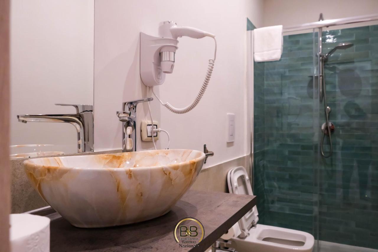 B&B Terrazza Nazionale Наполи Екстериор снимка
