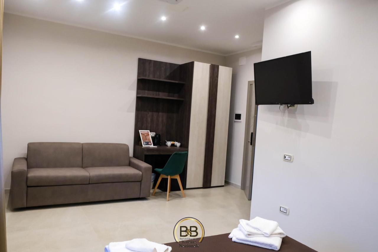 B&B Terrazza Nazionale Наполи Екстериор снимка
