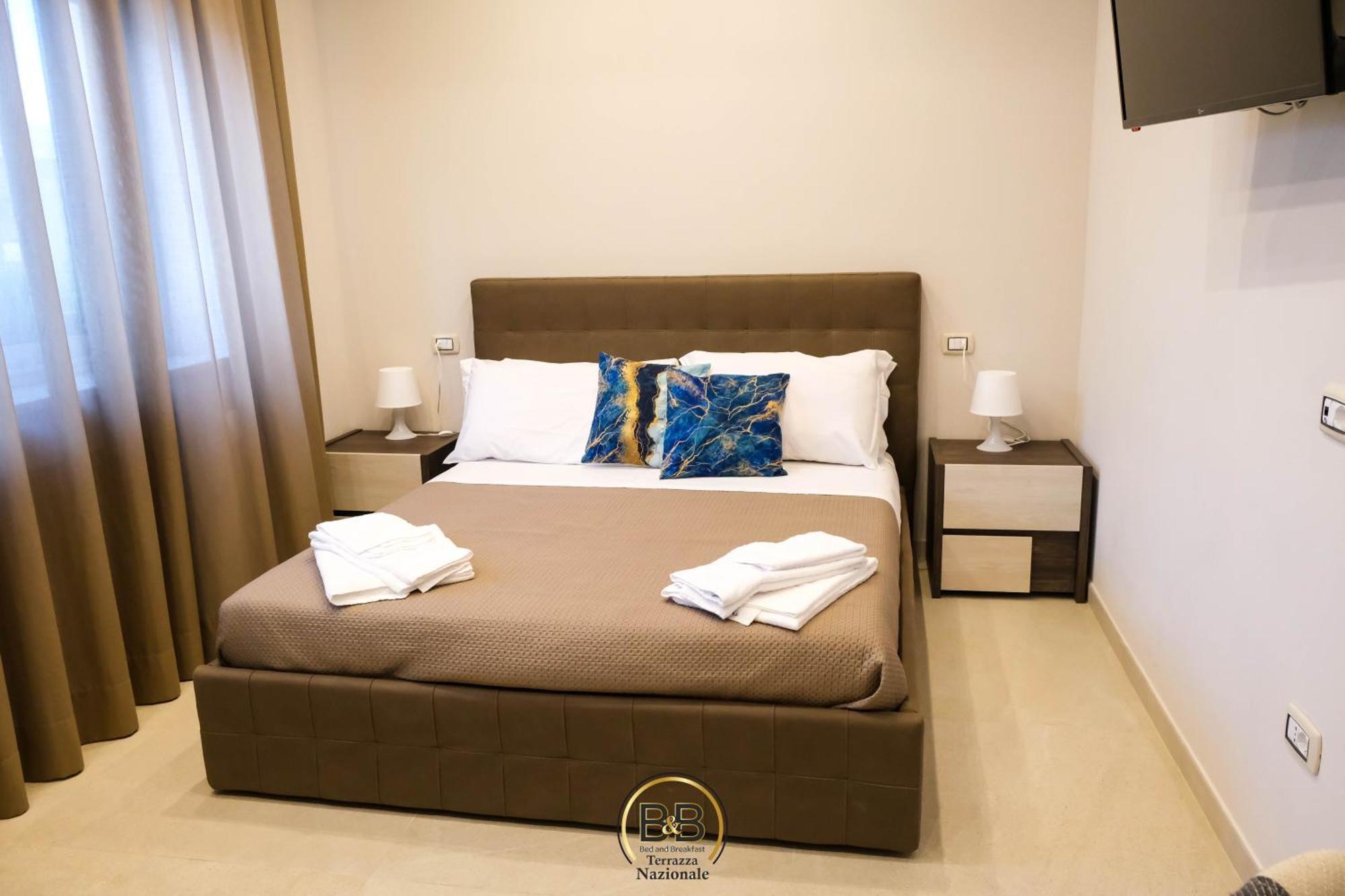 B&B Terrazza Nazionale Наполи Екстериор снимка