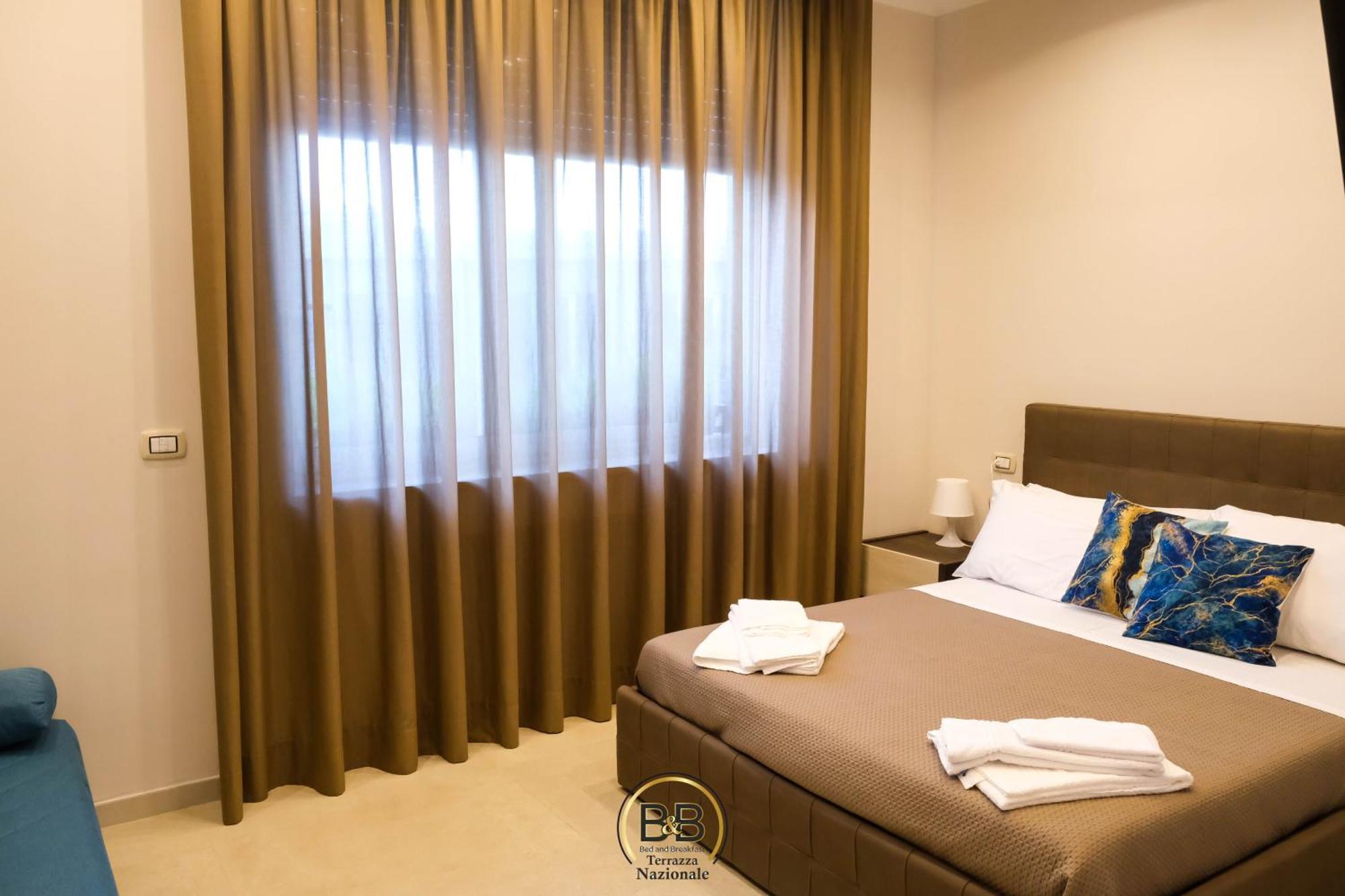 B&B Terrazza Nazionale Наполи Екстериор снимка